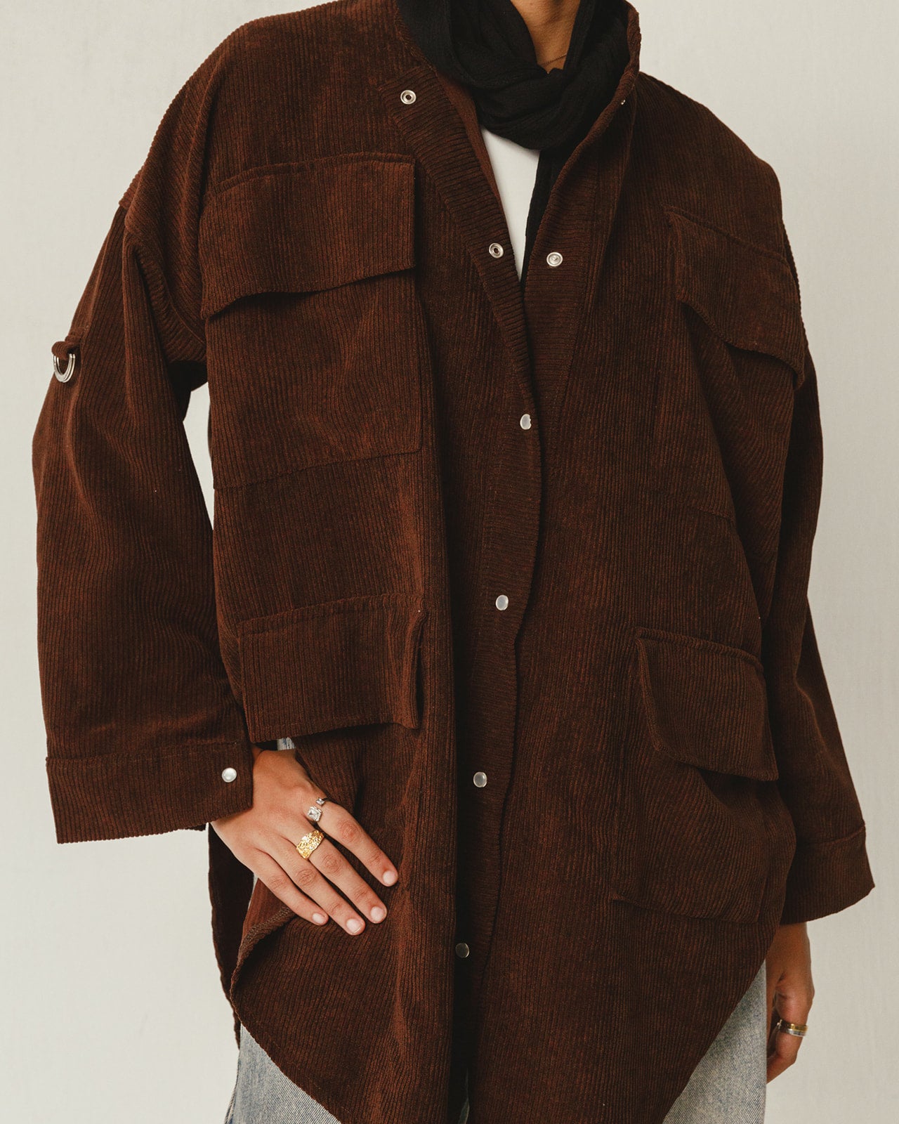 Oversized Velvet Pockets Shirt in Brown