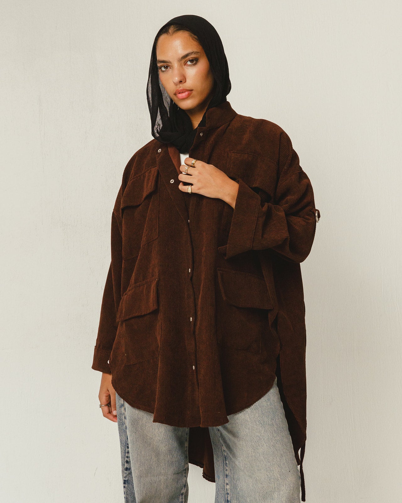 Oversized Velvet Pockets Shirt in Brown