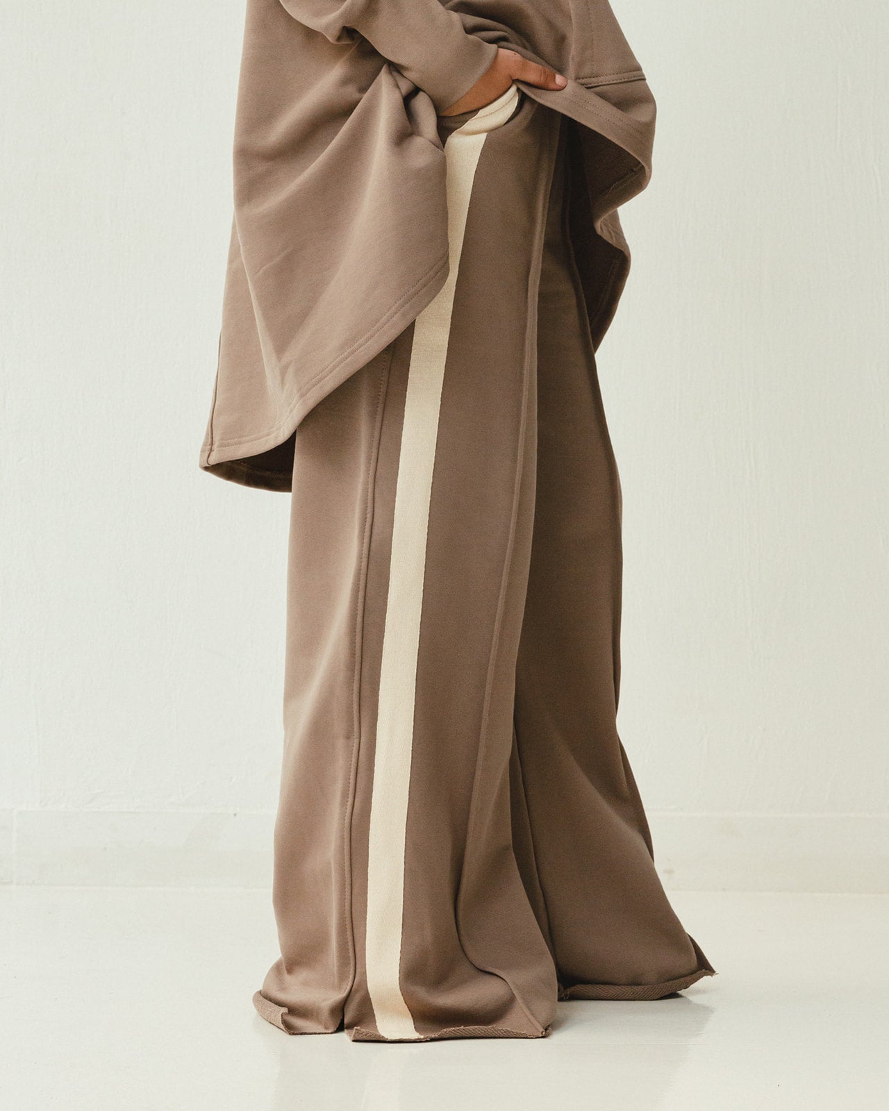 Tracksuit Hoodie Set in Coffee