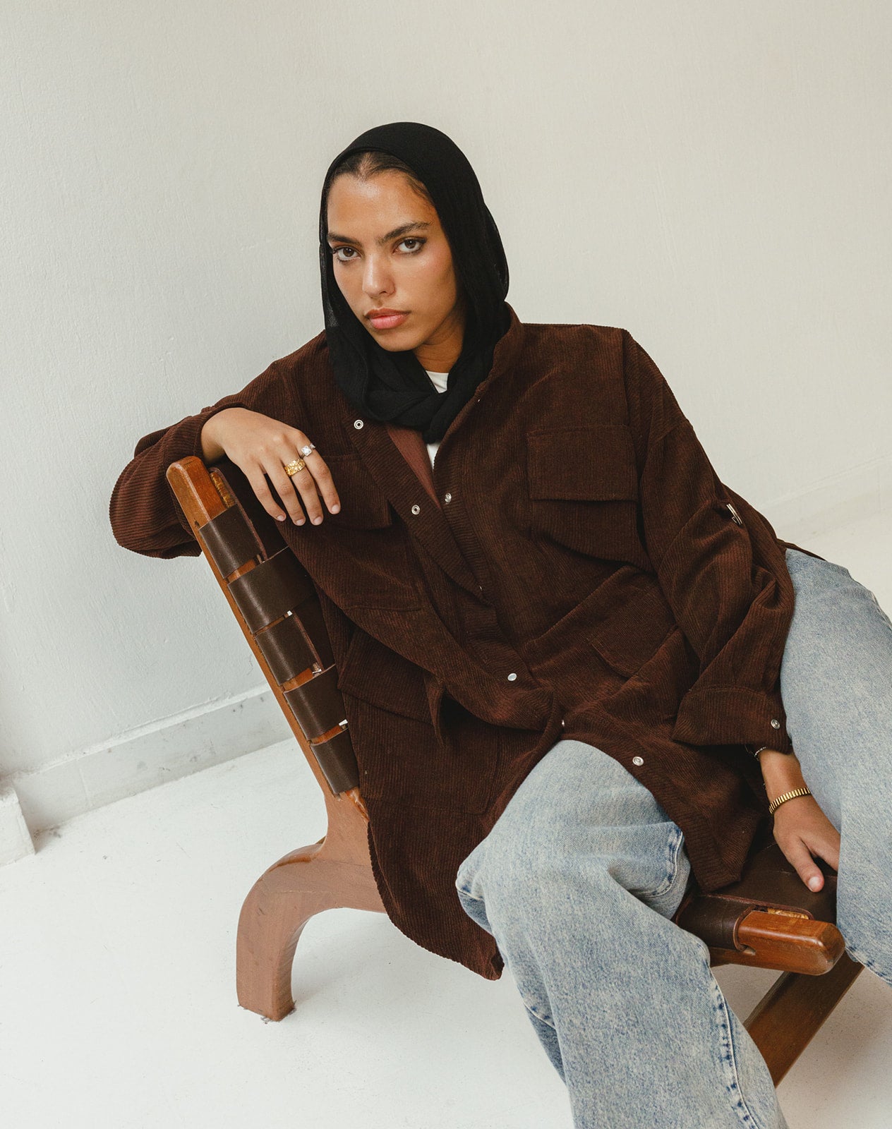 Oversized Velvet Pockets Shirt in Brown