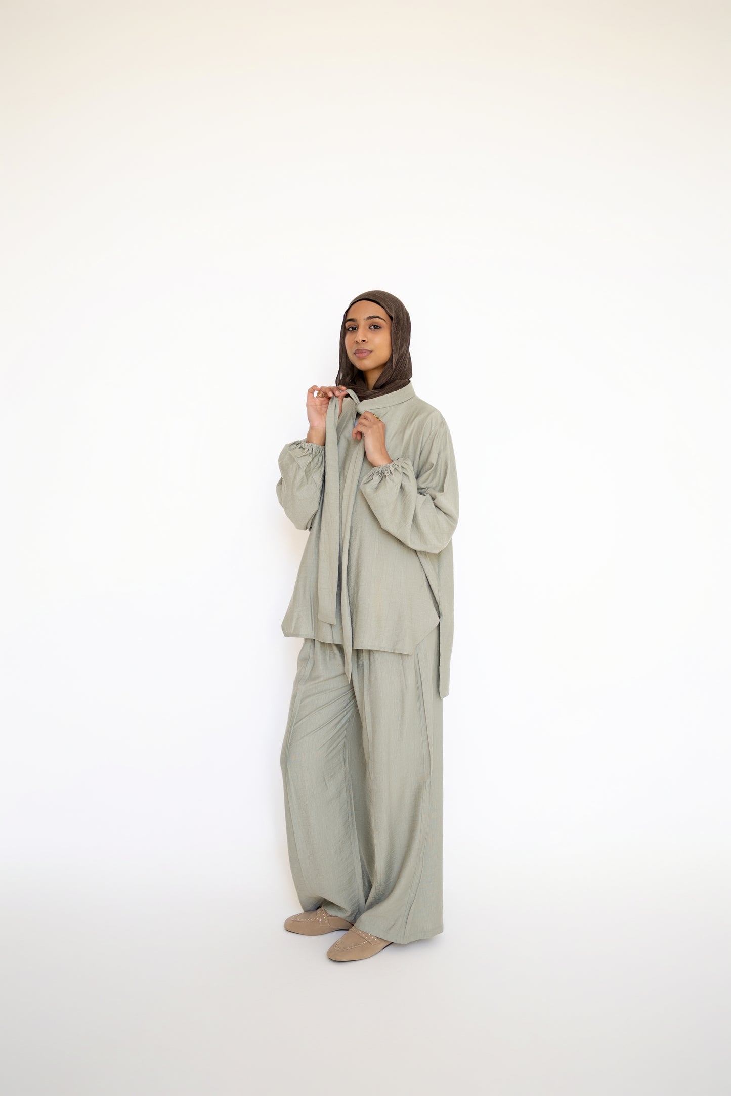 Breeze Set in Olive