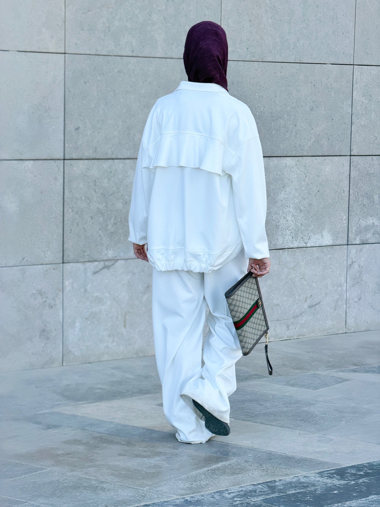 Sport Back Ruffles Set in Off White