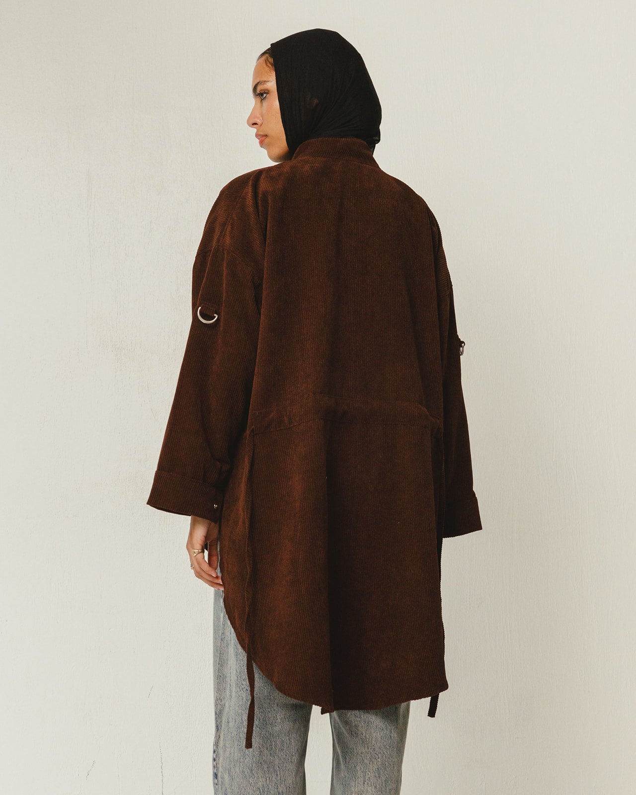Oversized Velvet Pockets Shirt in Brown