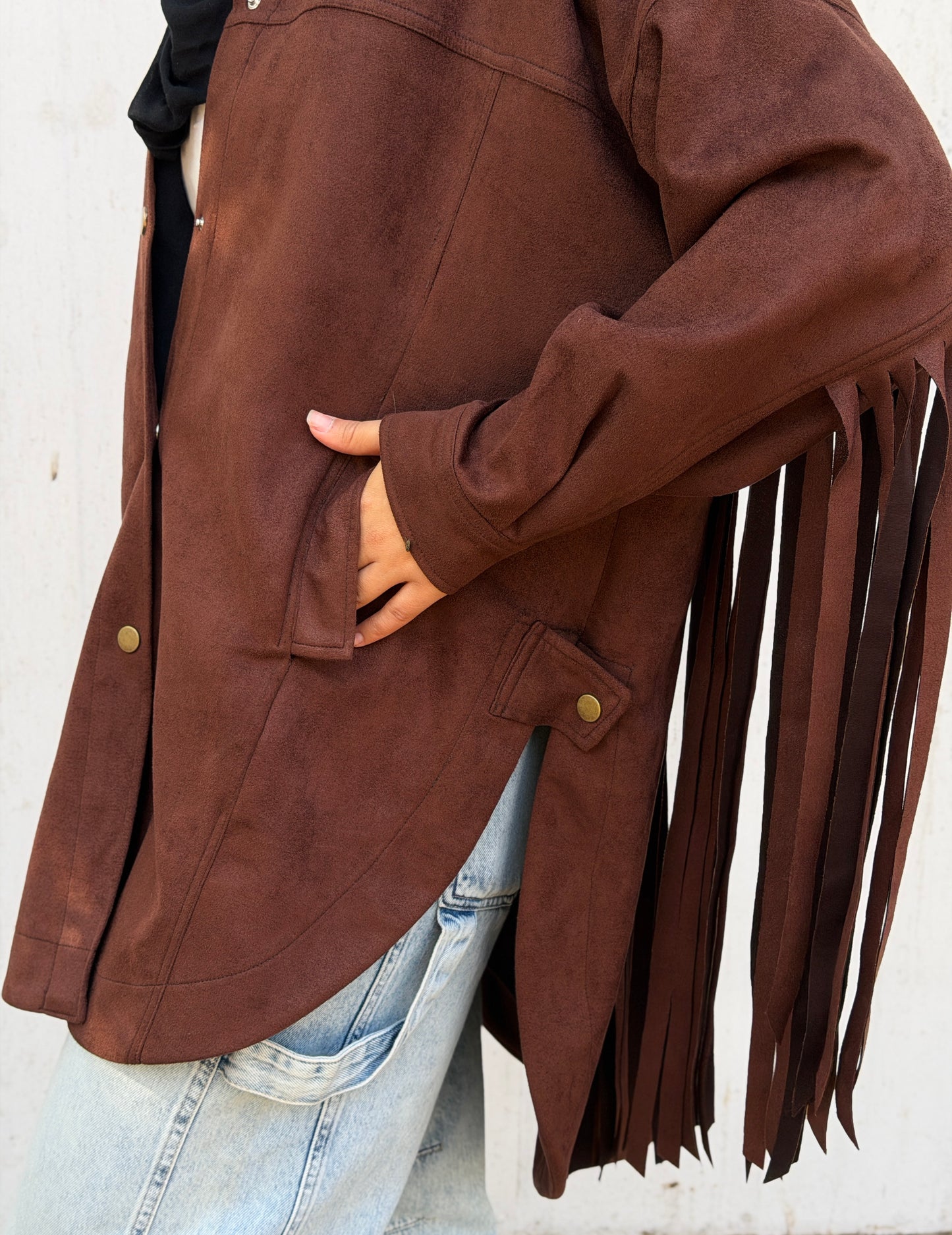 Back Fringes Suede Shirt in Brown