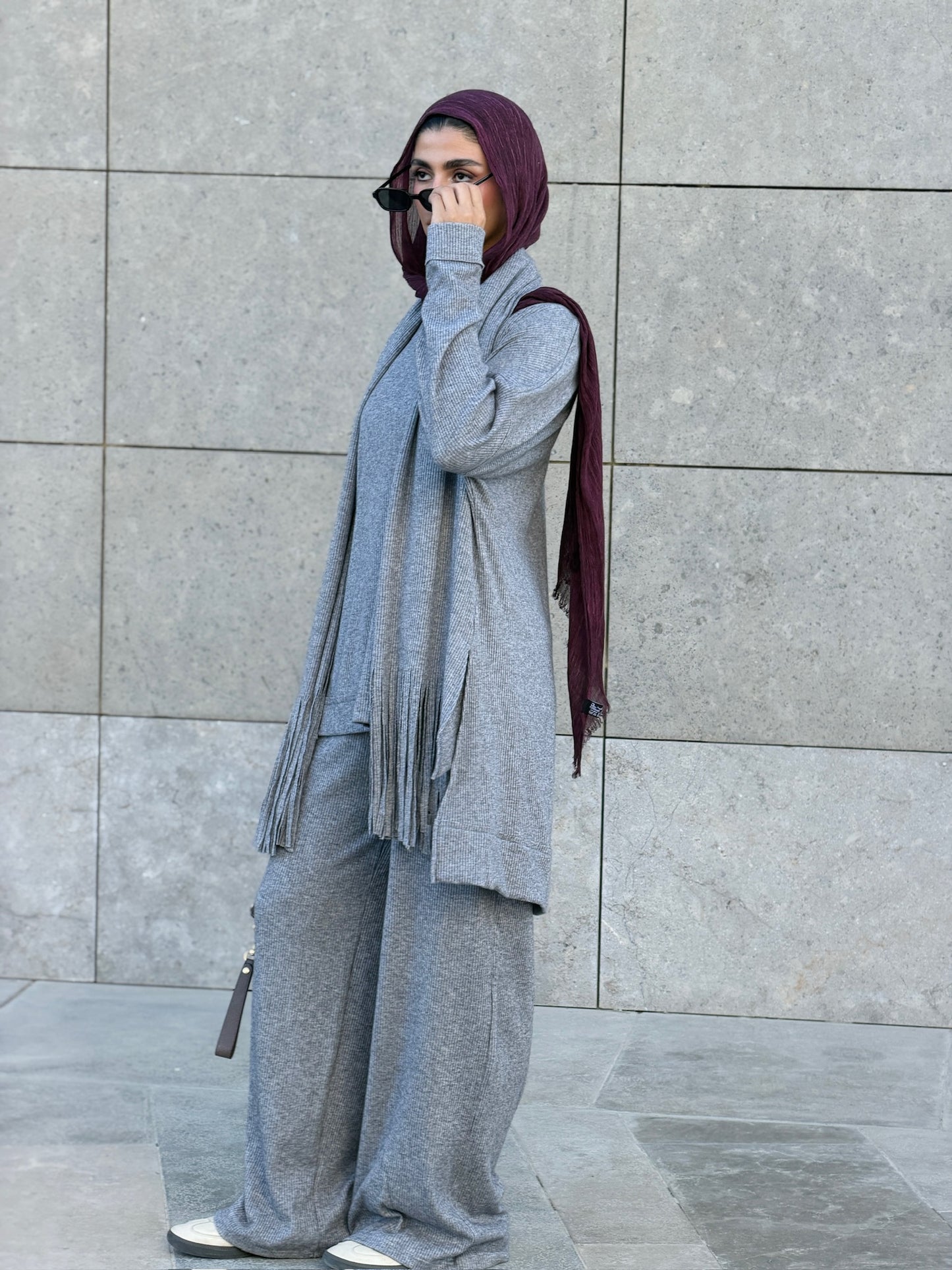 Cozy Fringes Scarf Knit Set in Grey