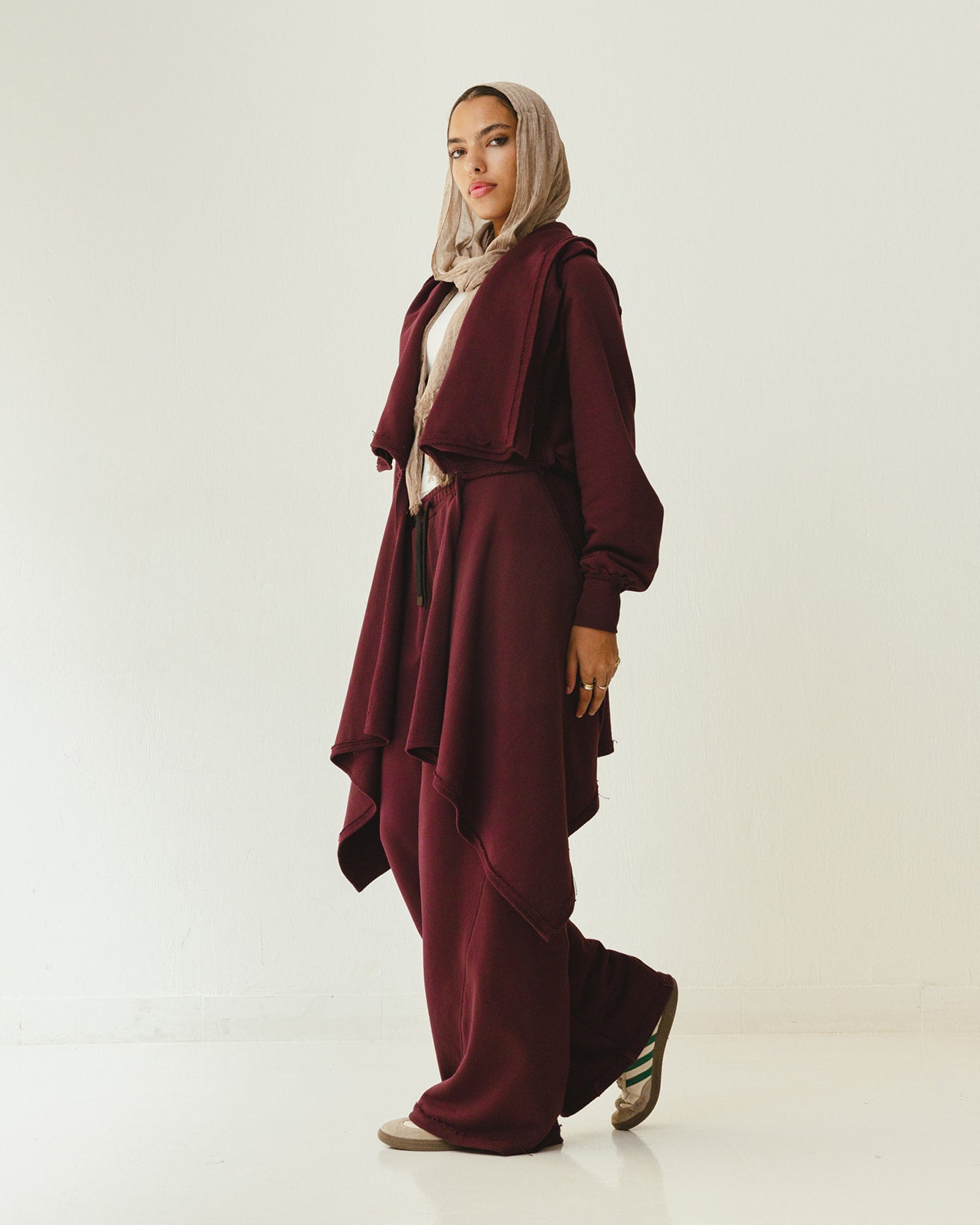 Cozy Flowy Reversible Cardigan Set in Burgundy ( Pre-Order)