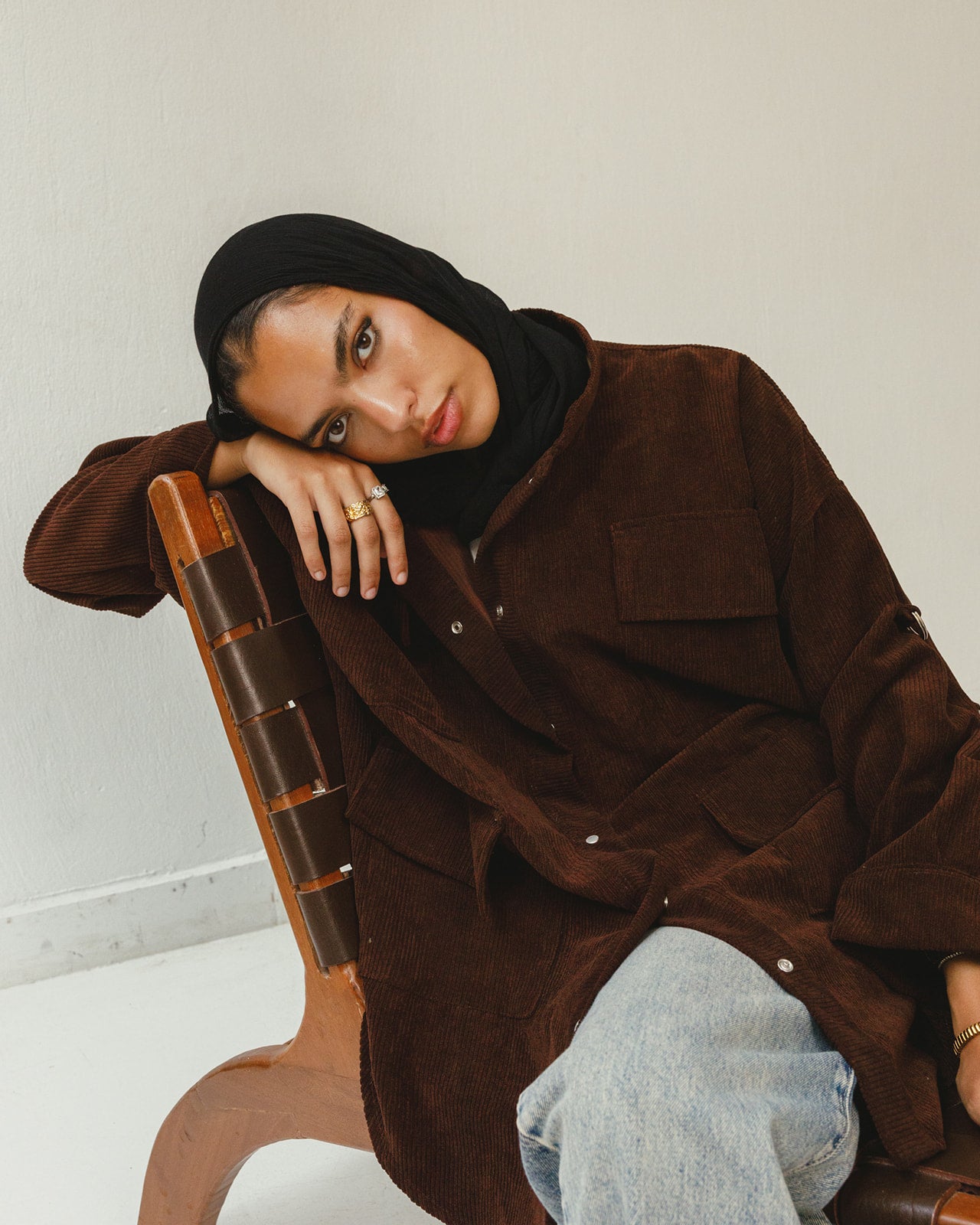Oversized Velvet Pockets Shirt in Brown