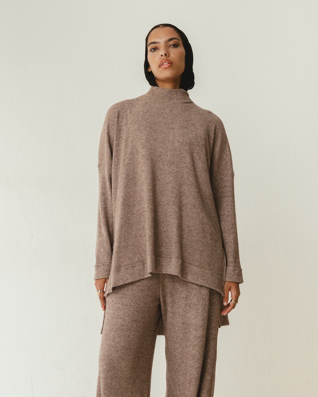 Cozy Fringes Scarf Knit Set in Mocha