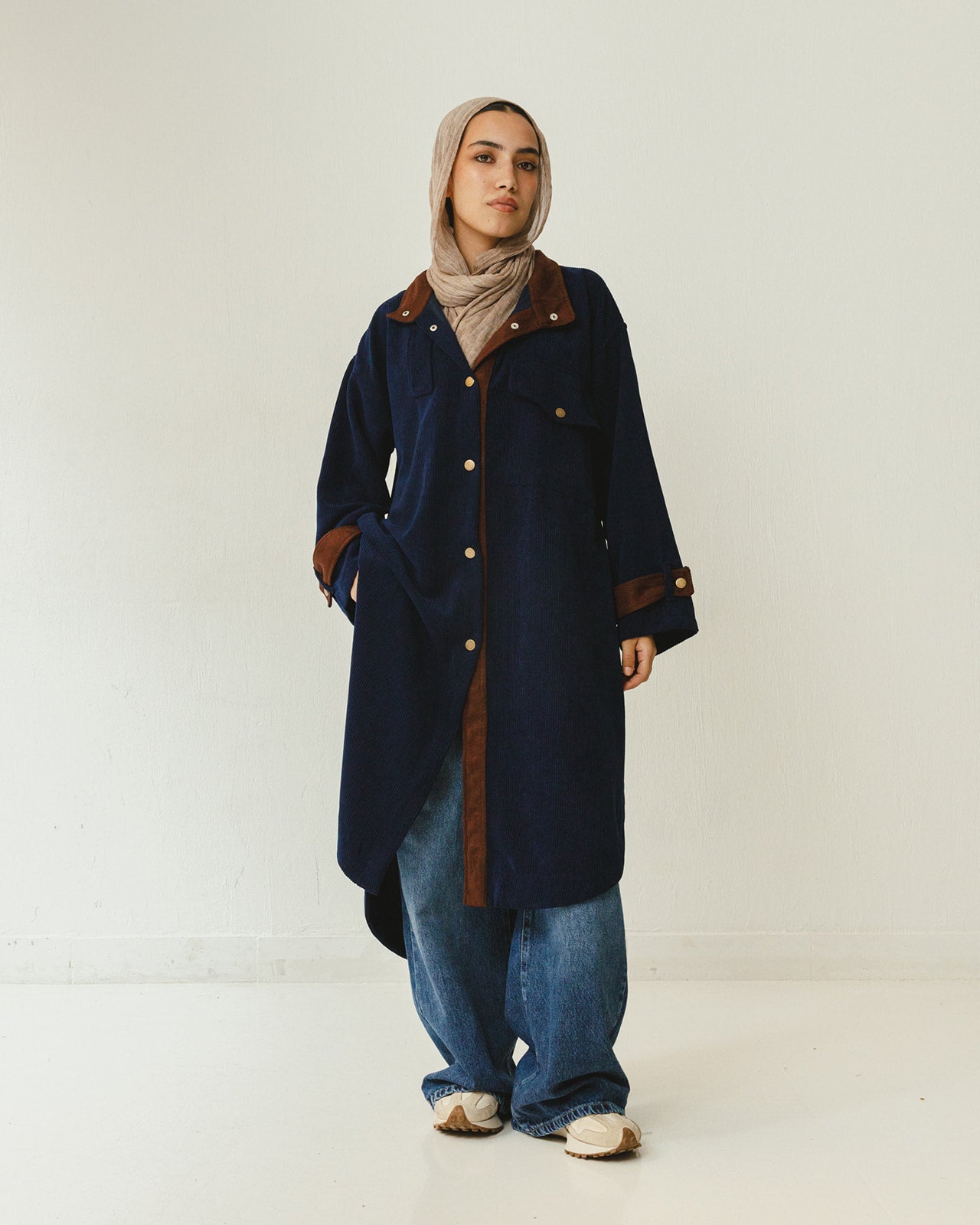 Bicolor Velvet Long Shirt in Navy
