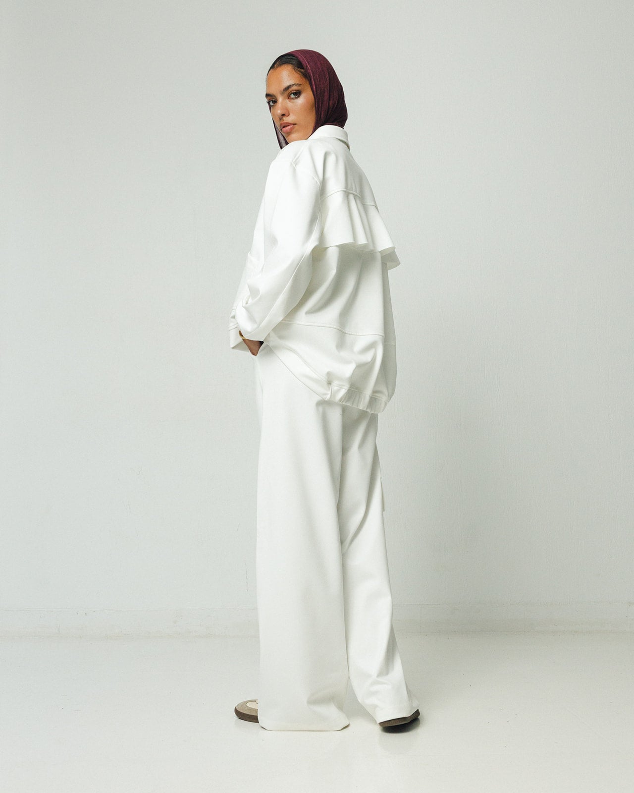 Sport Back Ruffles Set in Off White