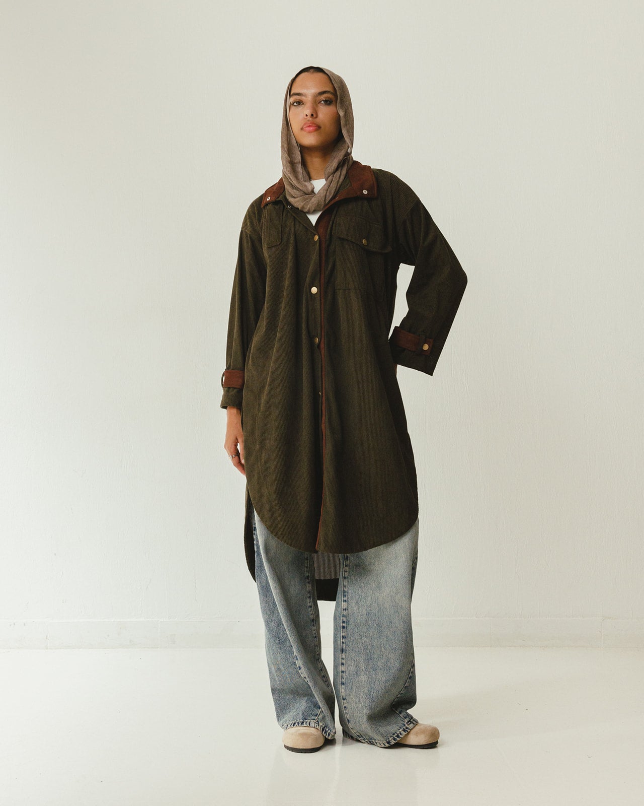 Bicolor Velvet Long Shirt in Olive