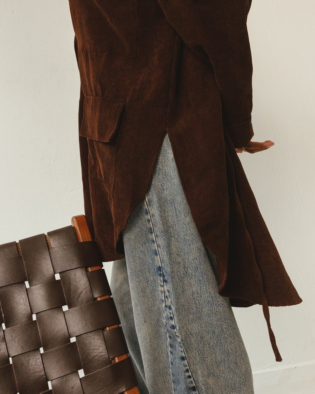 Oversized Velvet Pockets Shirt in Brown