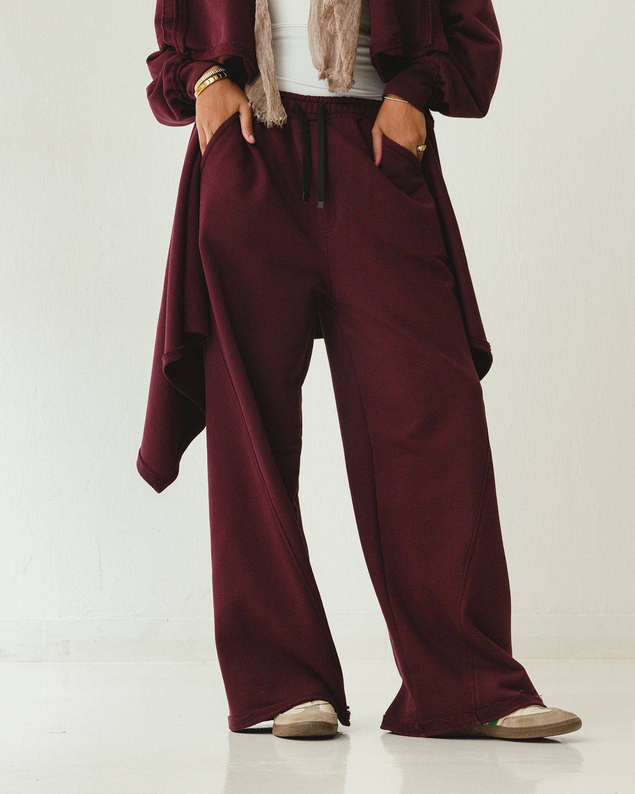 Cozy Flowy Reversible Cardigan Set in Burgundy ( Pre-Order)