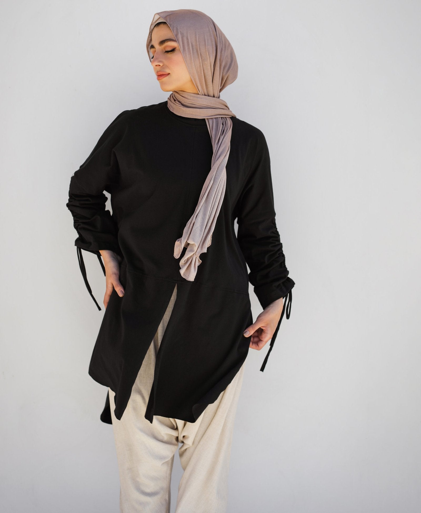 Arm Strings Cotton Top In Black – Taji Desgins