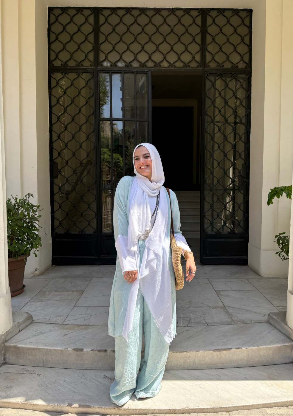 The Bicolor Linen Set in Aqua Blue