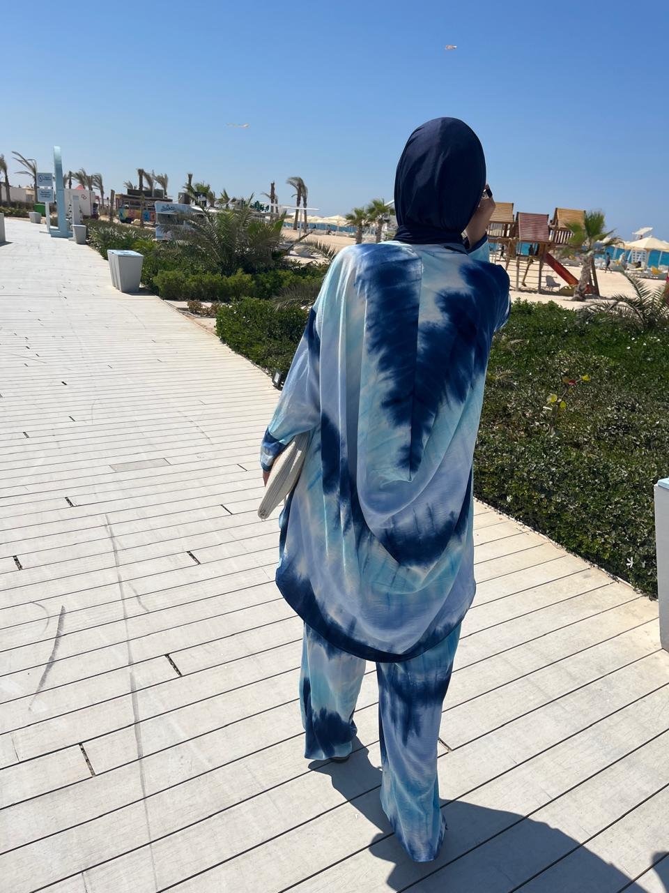 Tie Dye back drapee set in blue