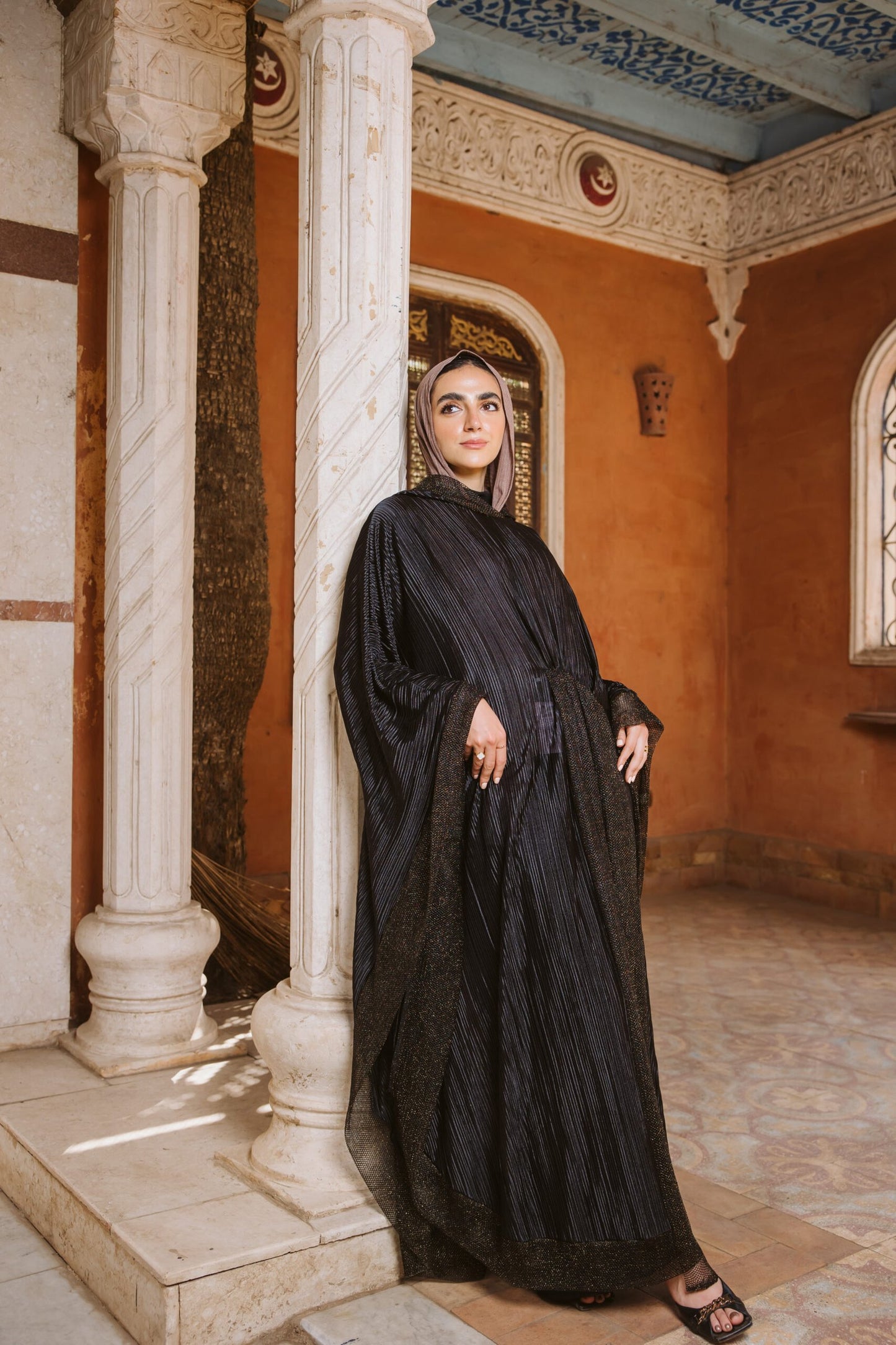 Net Plisse butterfly Abaya