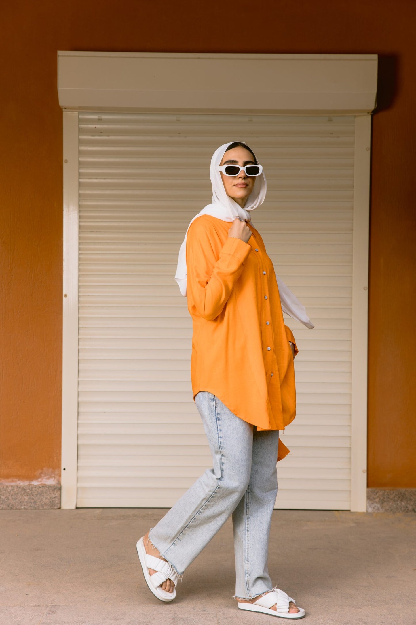 Linen stitches shirt in orange