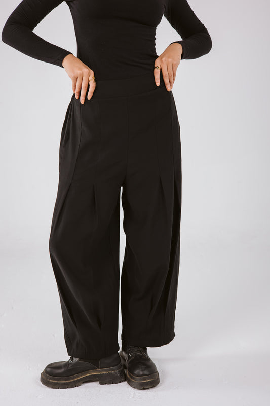 Cropped Wide Pants in Black