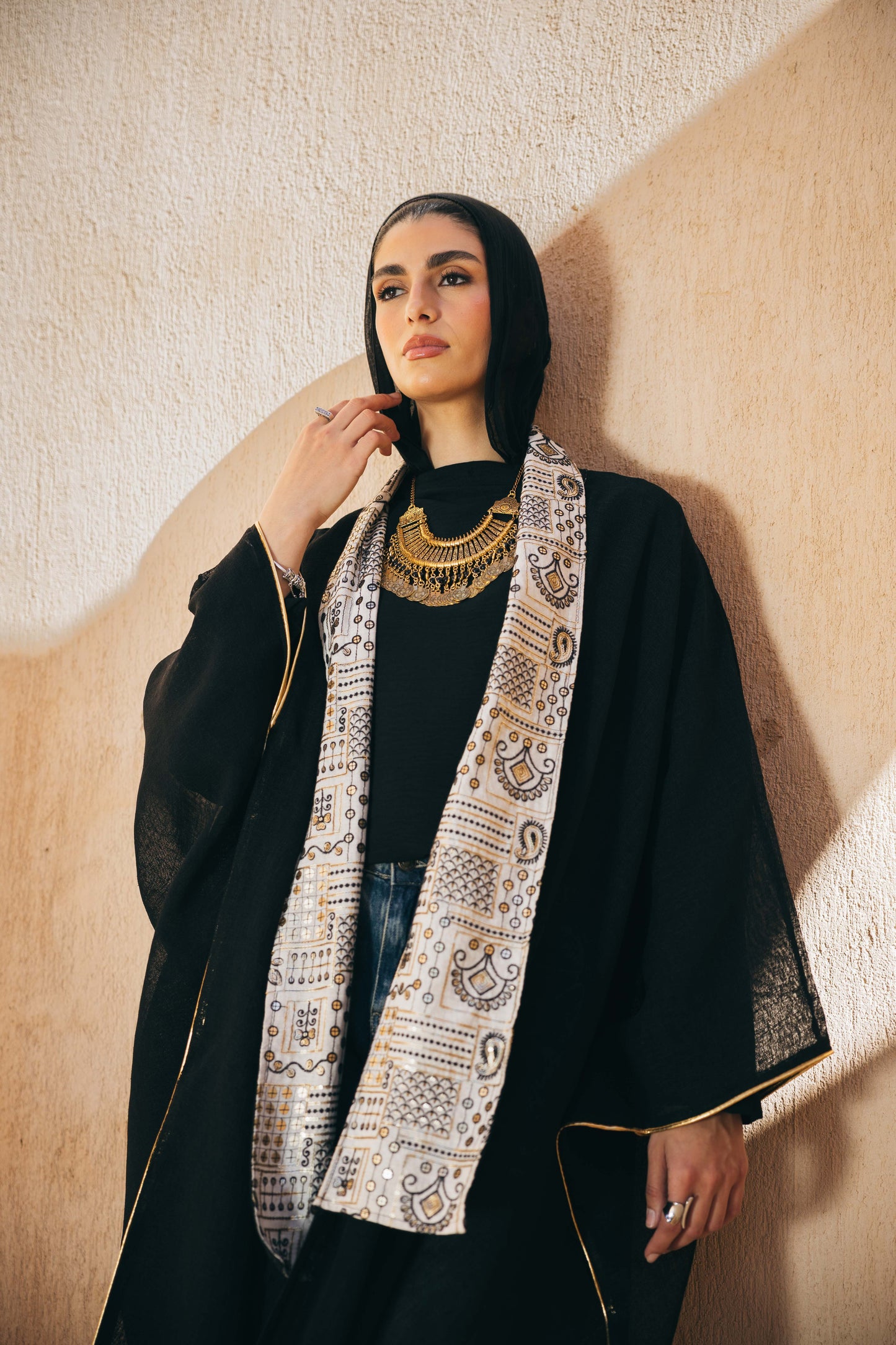 Anwar Linen Kaftan in Black