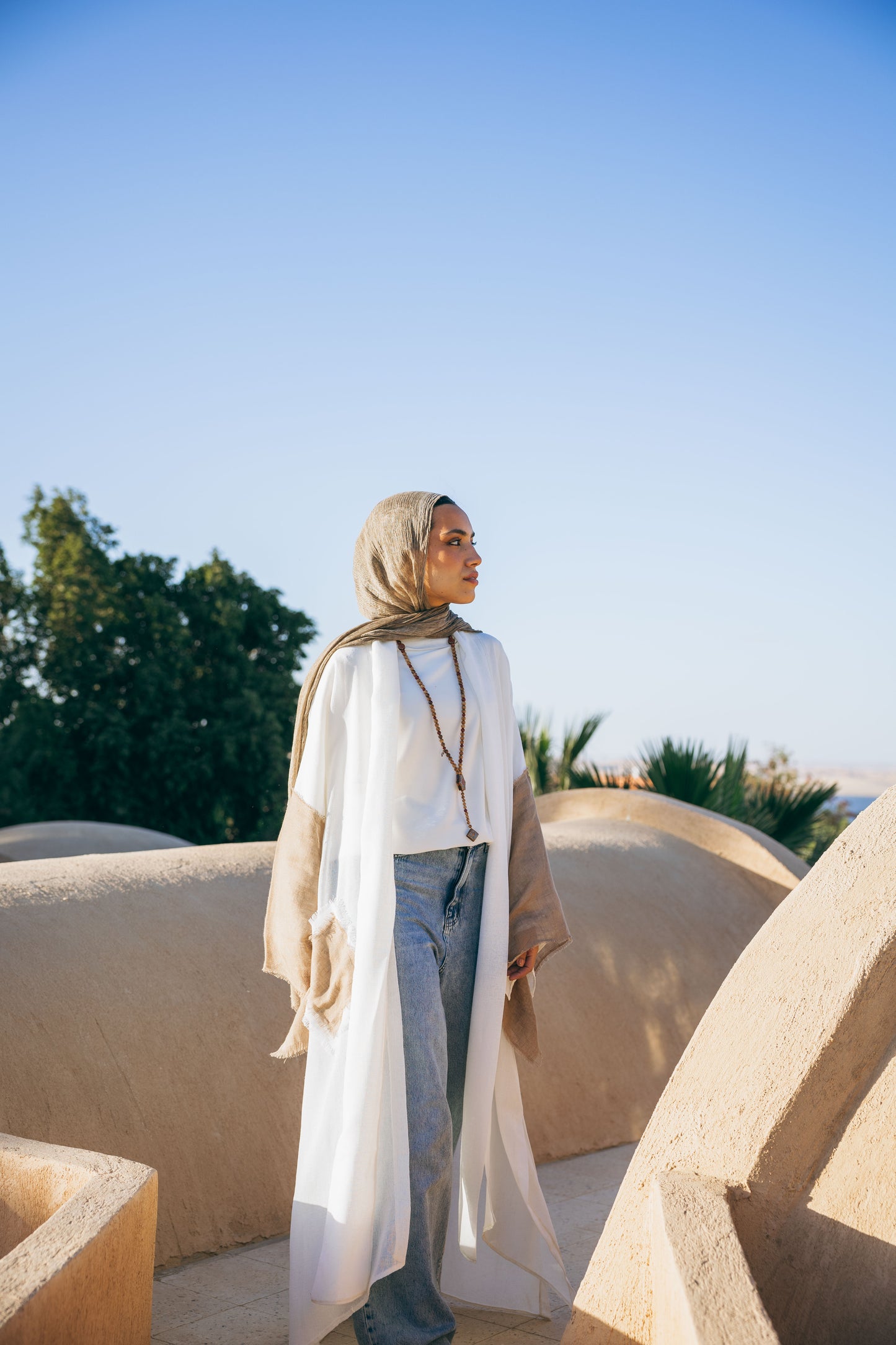 Sabeya Linen Kaftan in White