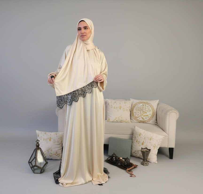 Signature Lace Isdal in off white