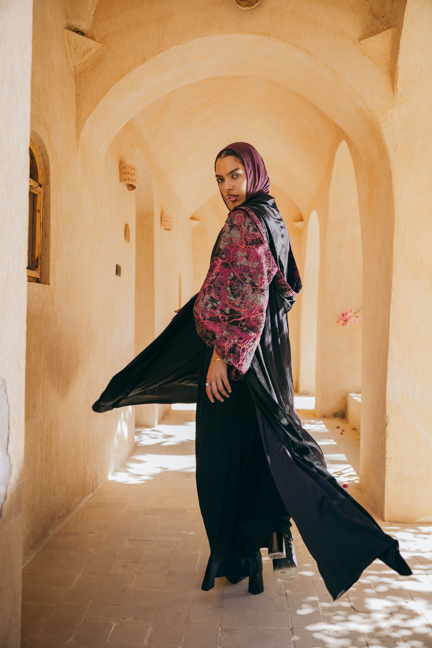 Royal Kaftan in Black