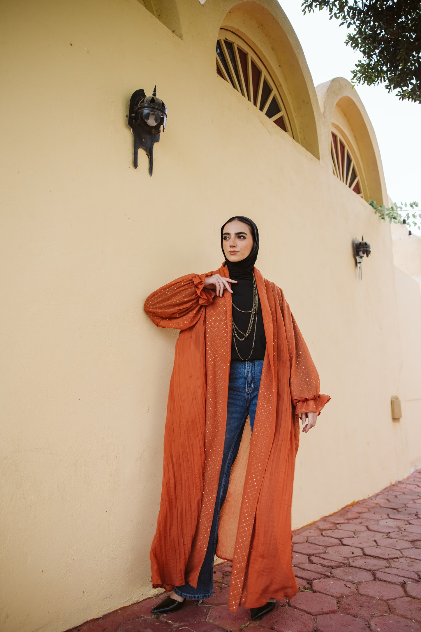 Sahar Kaftan in Brick