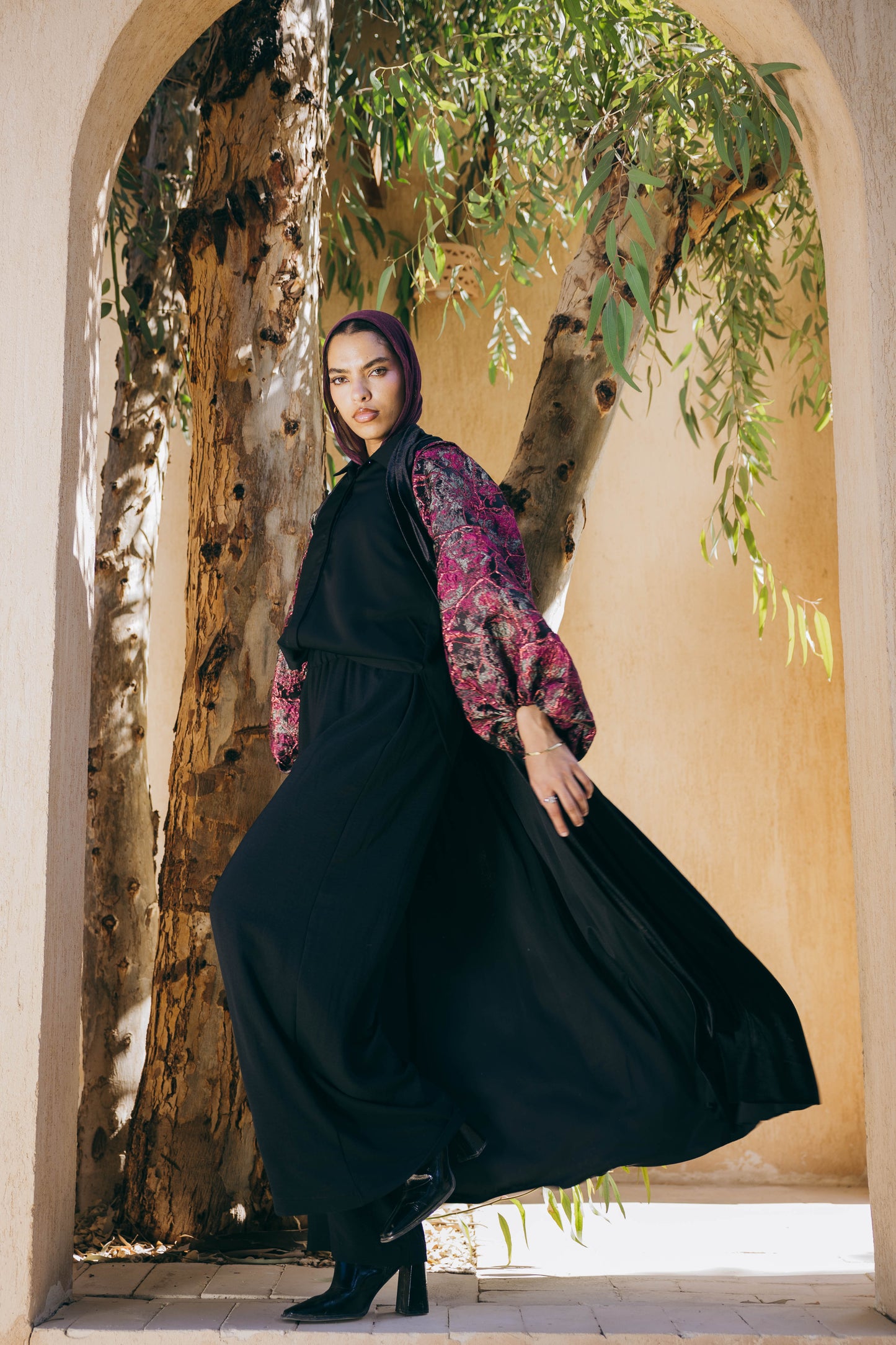 Royal Kaftan in Black