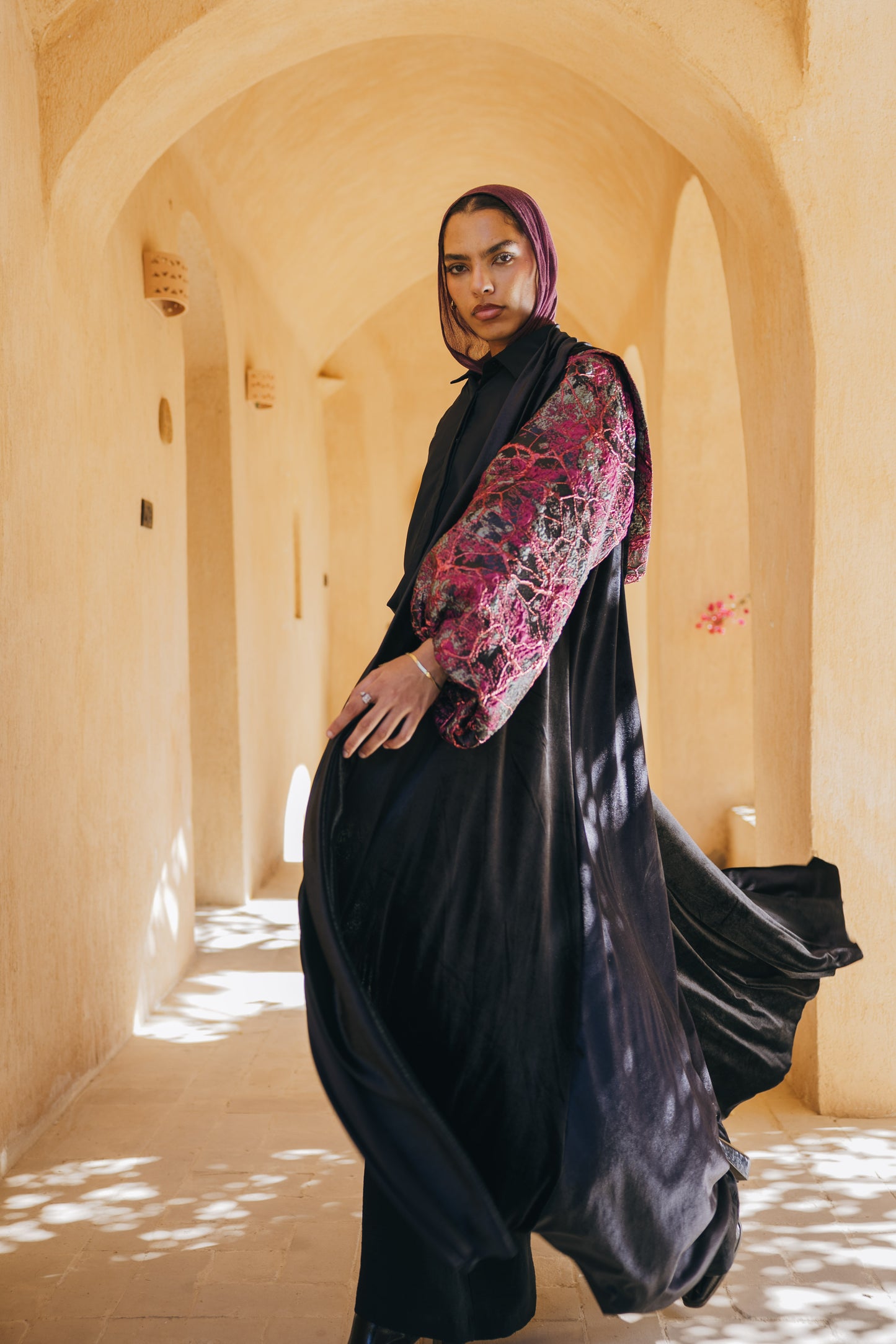 Royal Kaftan in Black