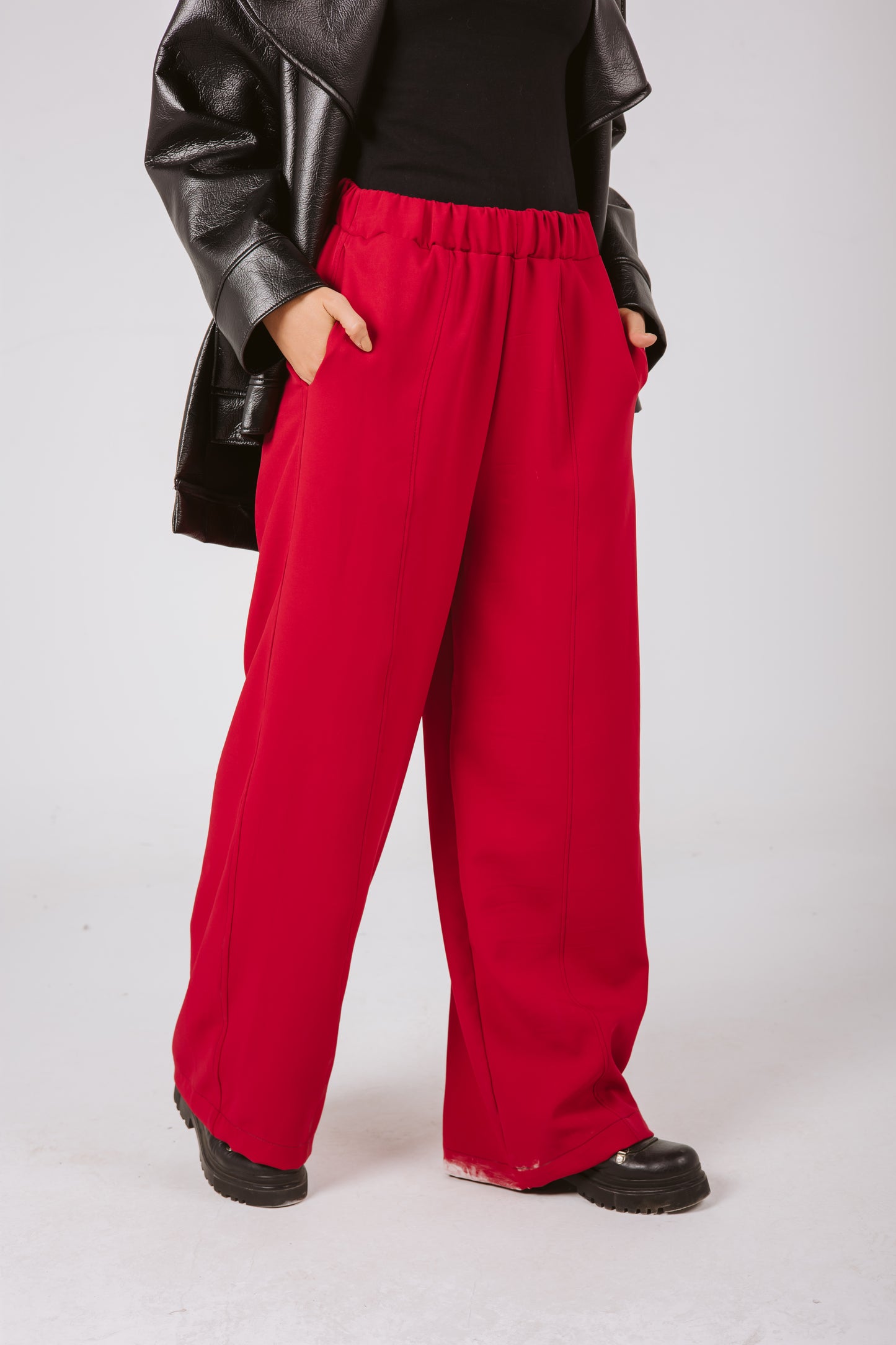 Wide Leg Pants in Red