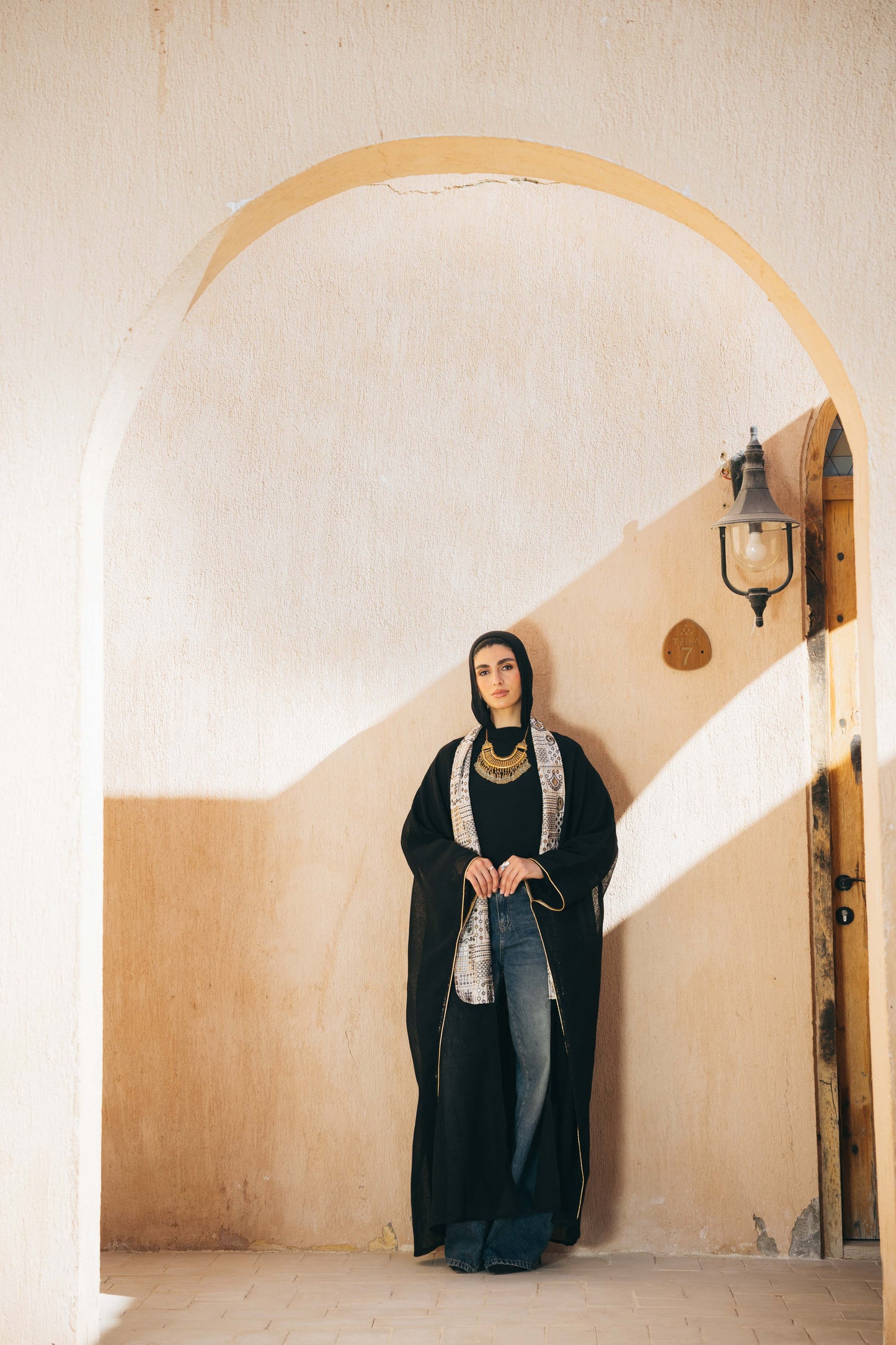 Anwar Linen Kaftan in Black