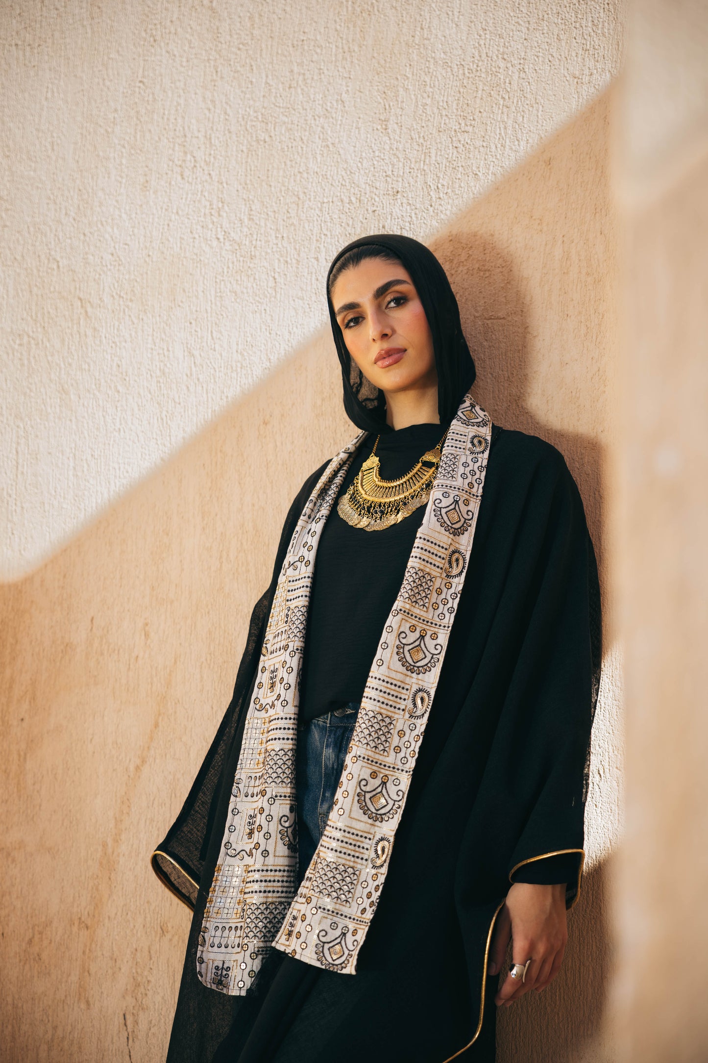 Anwar Linen Kaftan in Black